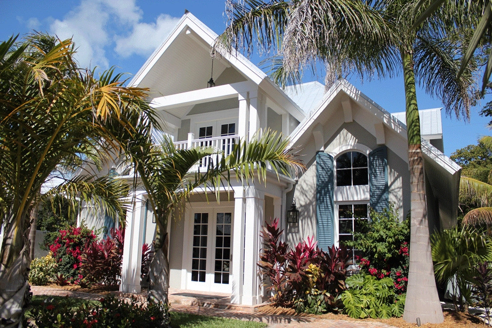 Island Cottage by Fernando Wong Outdoor Living Design - Photo 4