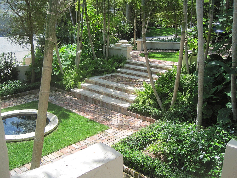 Tropical Paradise by Fernando Wong Outdoor Living Design - Photo 2