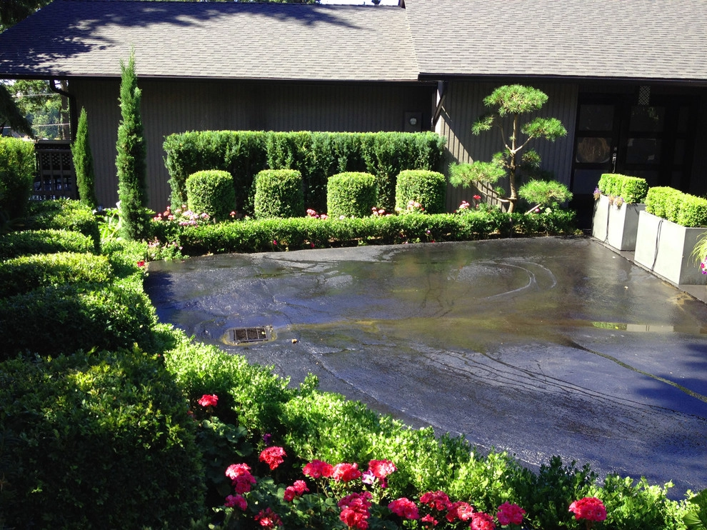 Recent Projects - Bellevue Residence - Curb Appeal by Folia Horticultural + Design - Photo 3