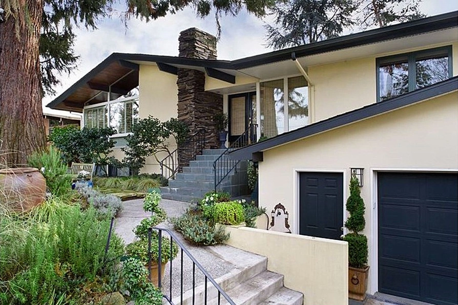 Madison Park Project - Seattle Residence by Folia Horticultural + Design - Photo 11