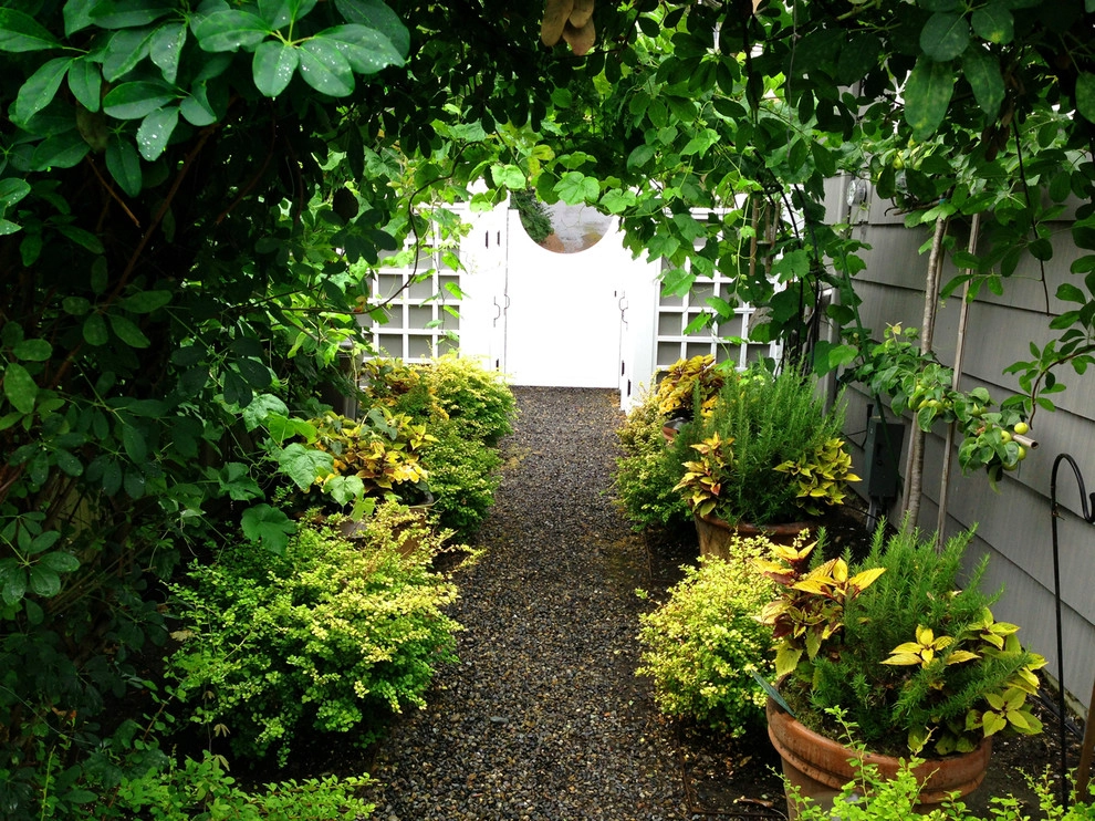 Recent Projects - Mercer Island Residence by Folia Horticultural + Design - Photo 11