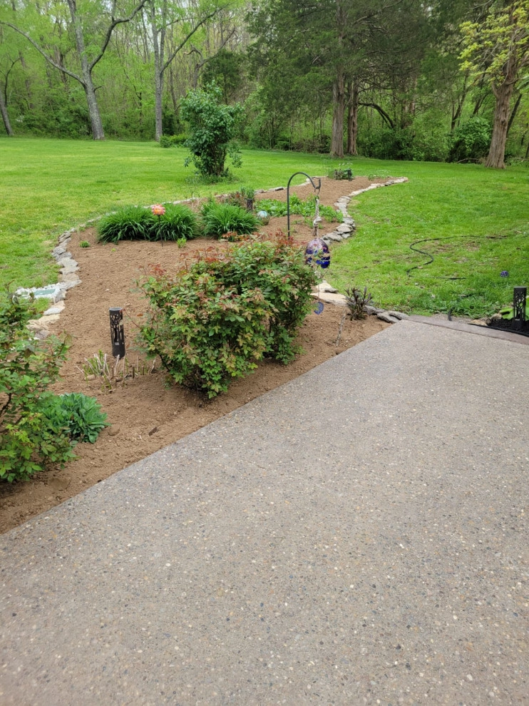 Alberto Alavez Professional Lawn Services LLC 17 by Alberto Alavez Professional Lawn Services LLC - Photo 11