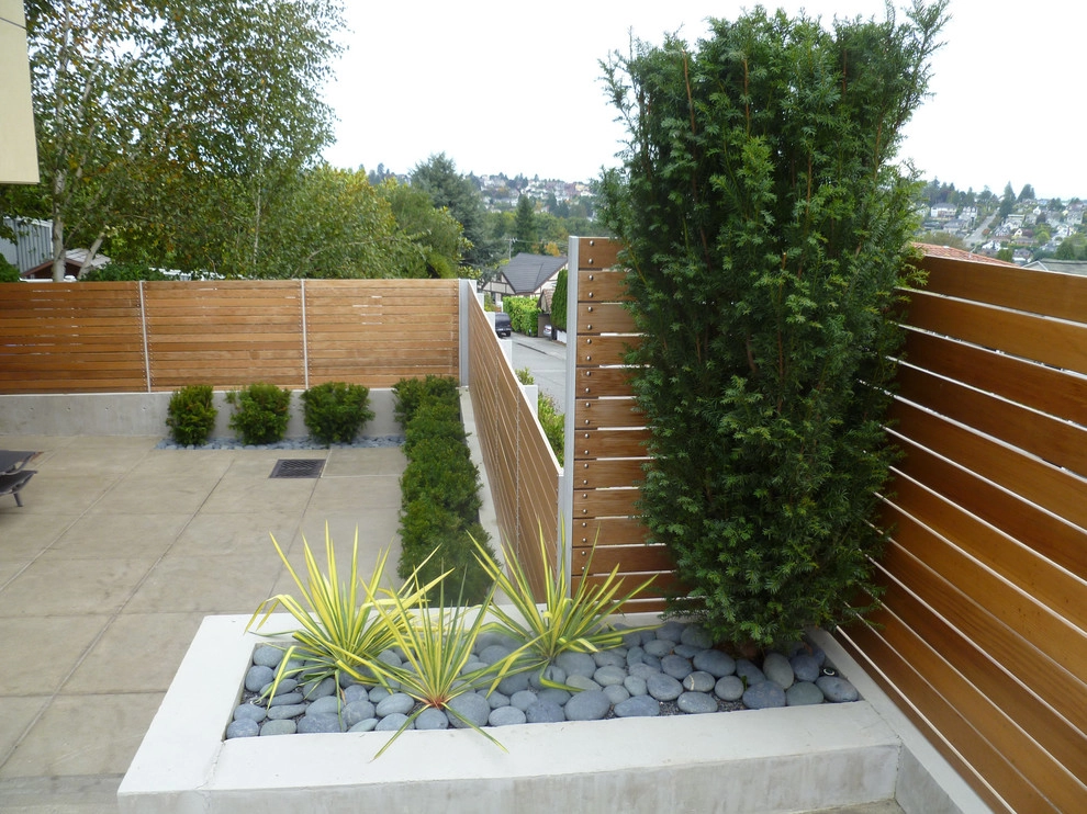 Recent Projects - Contemporary Seattle Residence by Folia Horticultural + Design - Photo 18