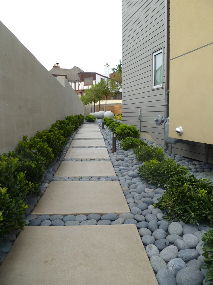 Recent Projects - Contemporary Seattle Residence by Folia Horticultural + Design - Photo 5