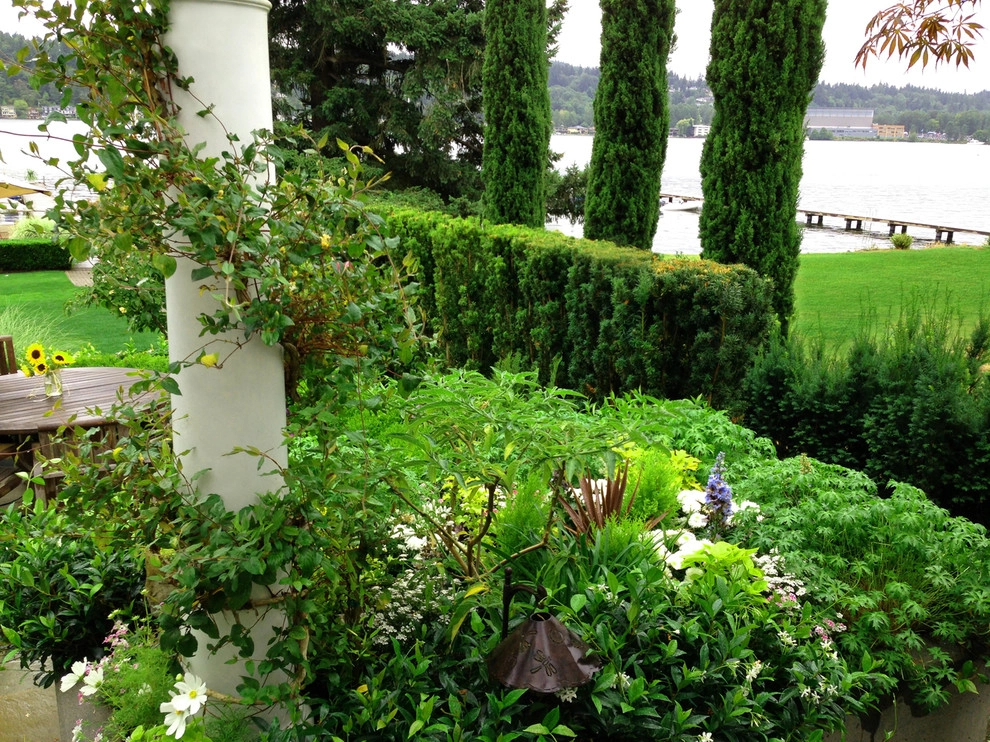 Recent Projects - Mercer Island Residence by Folia Horticultural + Design - Photo 26