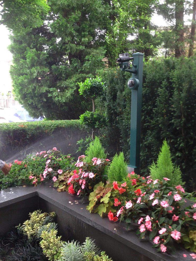 Recent Projects - Kirkland Waterfront Residence by Folia Horticultural + Design - Photo 14