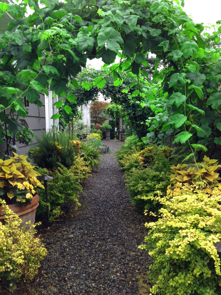 Recent Projects - Mercer Island Residence by Folia Horticultural + Design - Photo 22