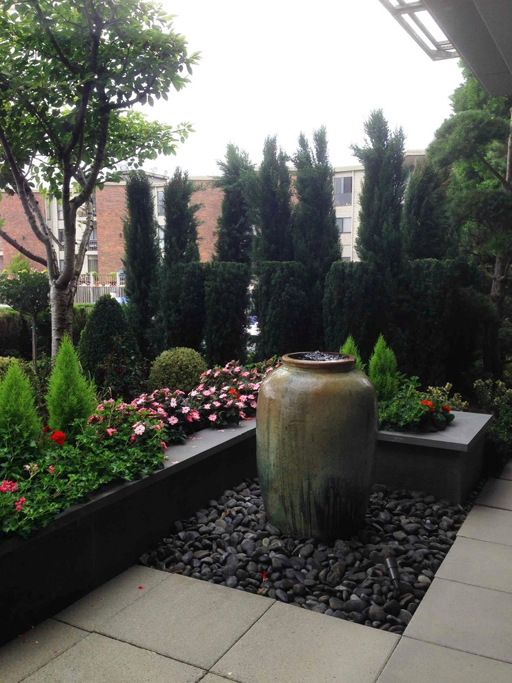 Recent Projects - Kirkland Waterfront Residence by Folia Horticultural + Design - Photo 4