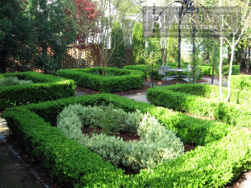 Outdoor Living Spaces by Blackjack Horticulture - Photo 12