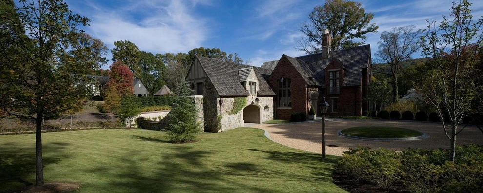 Mountain Brook Residence by Blackjack Horticulture - Photo 2