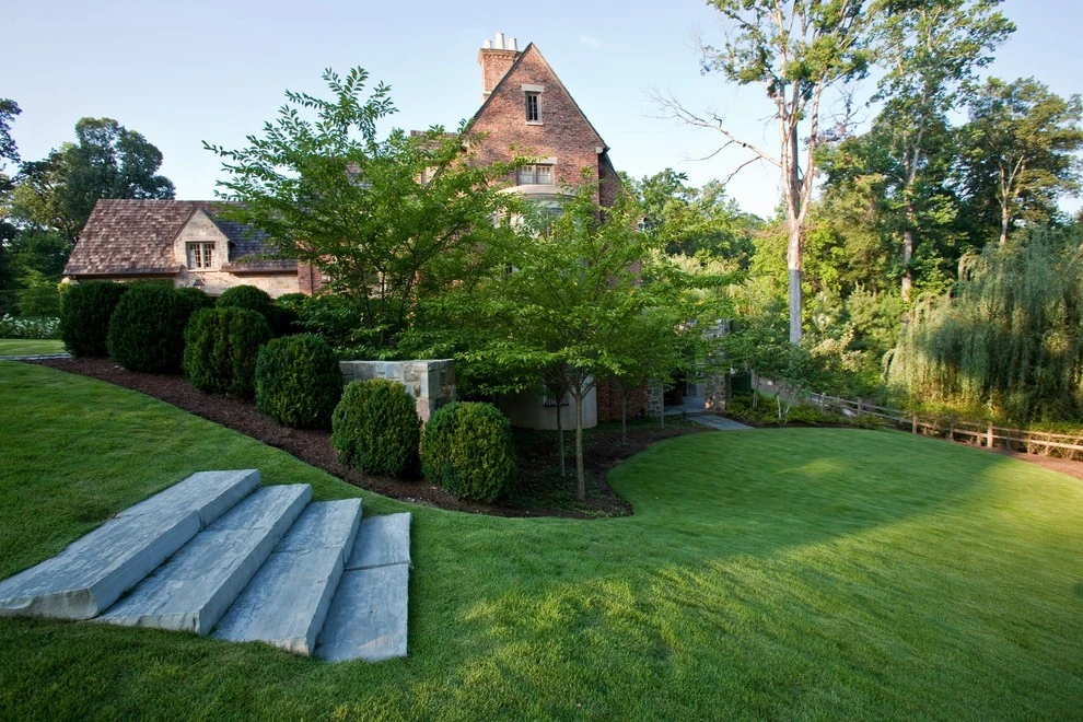 Mountain Brook Residence by Blackjack Horticulture - Photo 4
