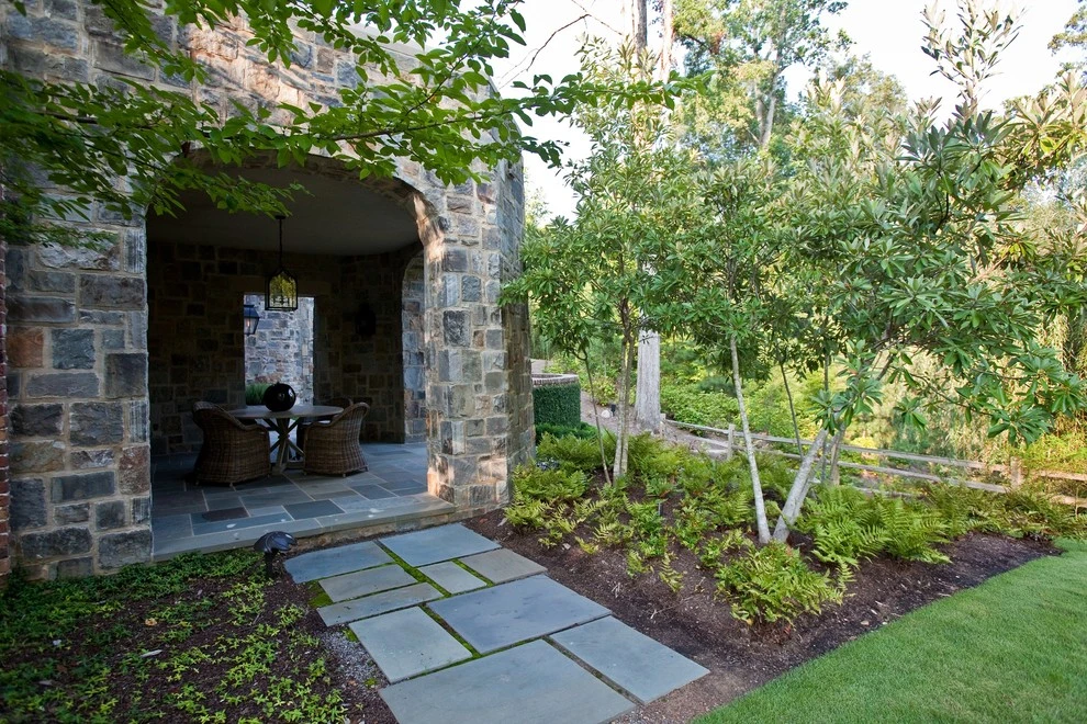 Mountain Brook Residence by Blackjack Horticulture - Photo 8