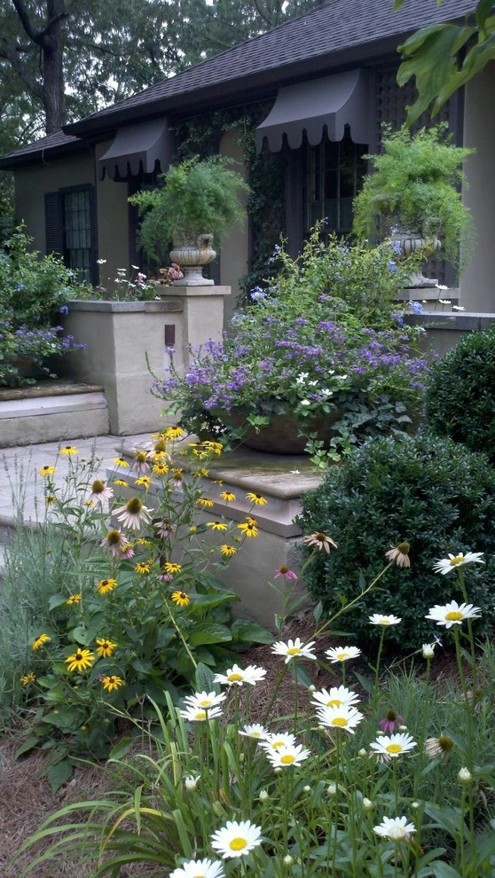 Spring Flowers by Blackjack Horticulture - Photo 7