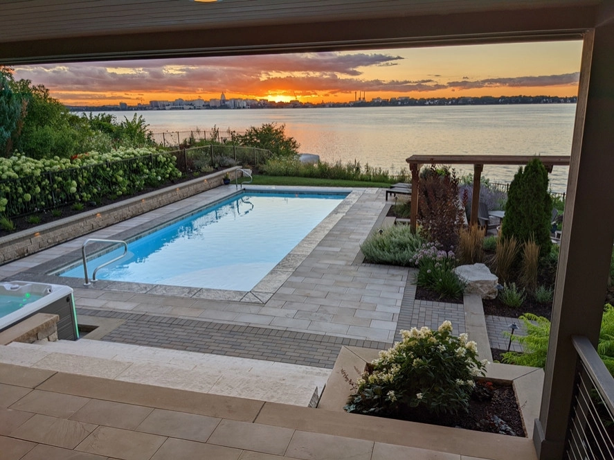 Capitol View Veranda by Four Of Six Landscape - Photo 5