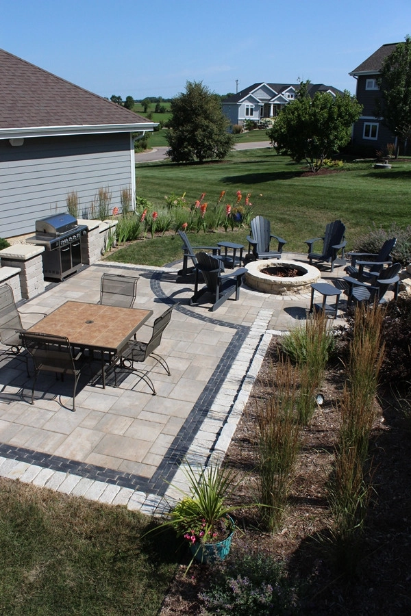 Firepit Retrofit by Four Of Six Landscape - Photo 2