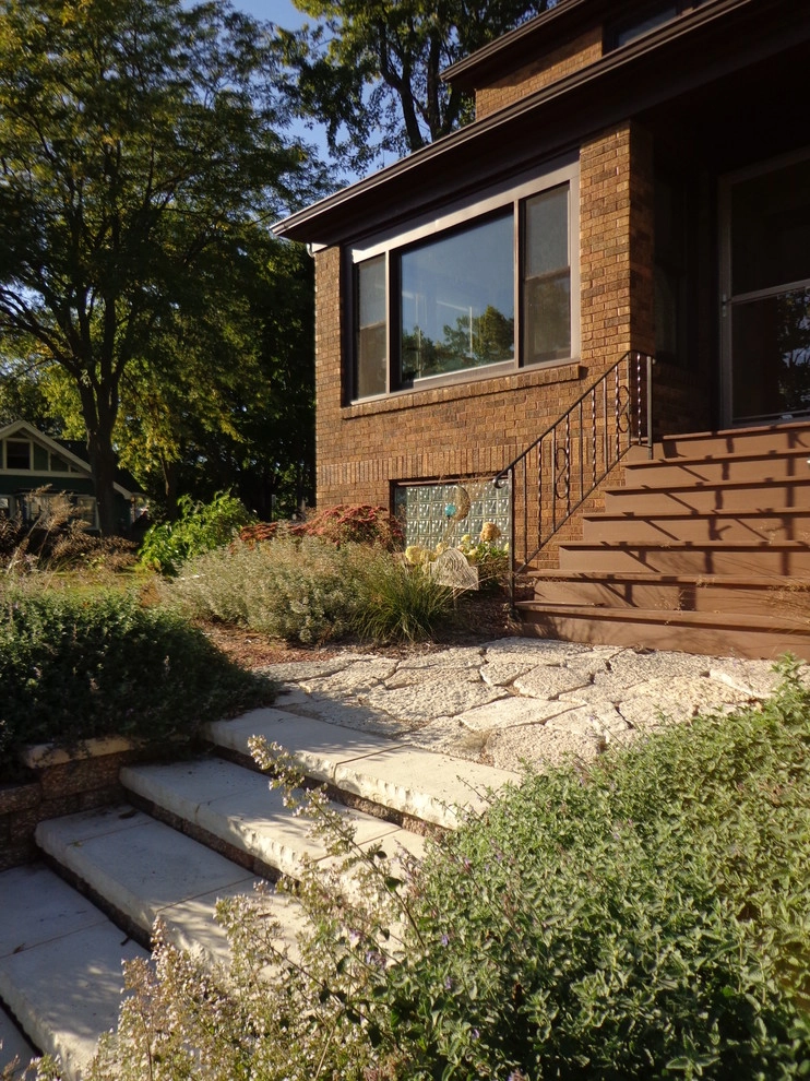 Madison Lakeview by Four Of Six Landscape - Photo 4