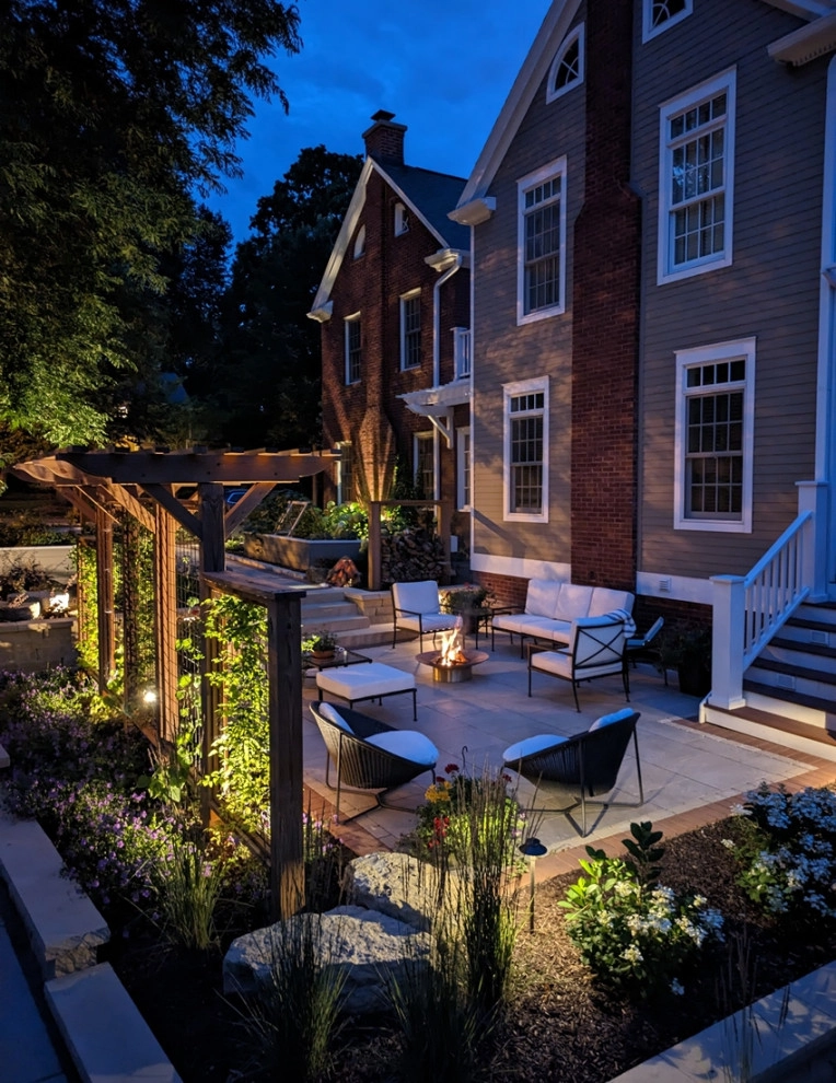 Welcoming Workspace by Four Of Six Landscape - Photo 18