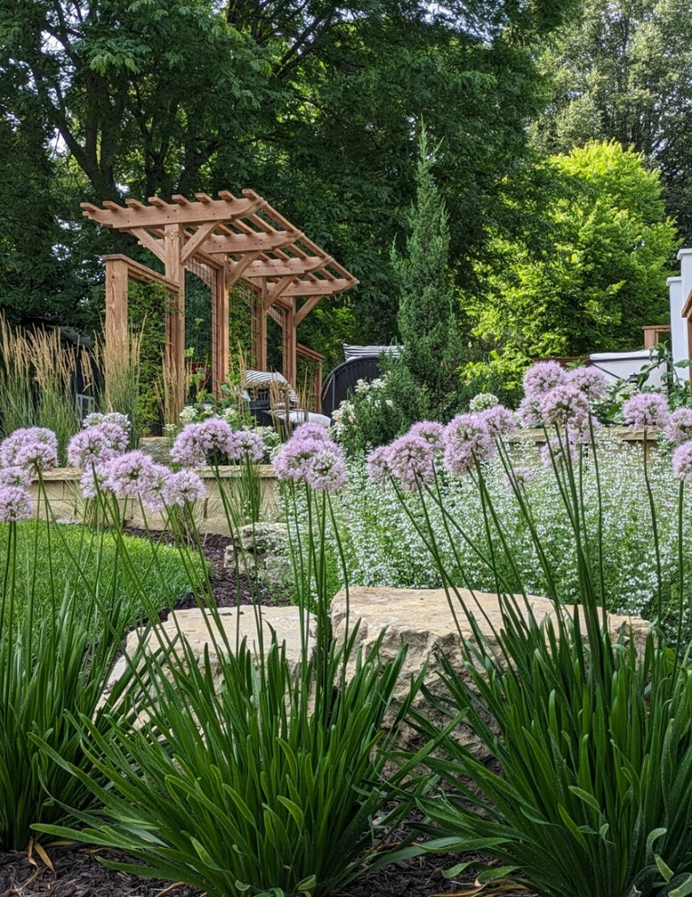 Welcoming Workspace by Four Of Six Landscape - Photo 14