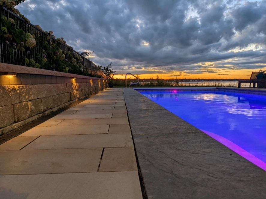 Capitol View Veranda by Four Of Six Landscape - Photo 8