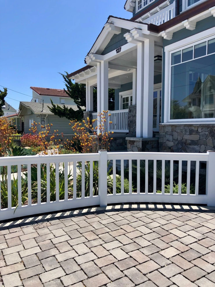 Beachside Curb Appeal by Wildflower Landscape Design At K&D Landscaping - Photo 10
