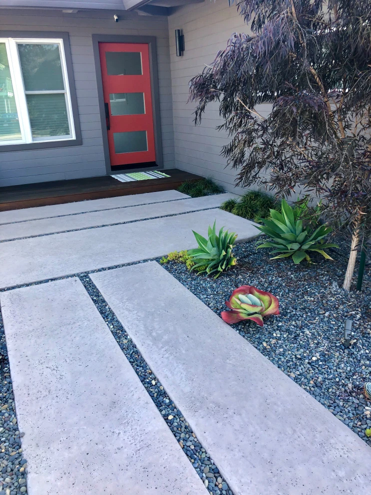 Mid-Century Modern Beach House by Wildflower Landscape Design At K&D Landscaping - Photo 6