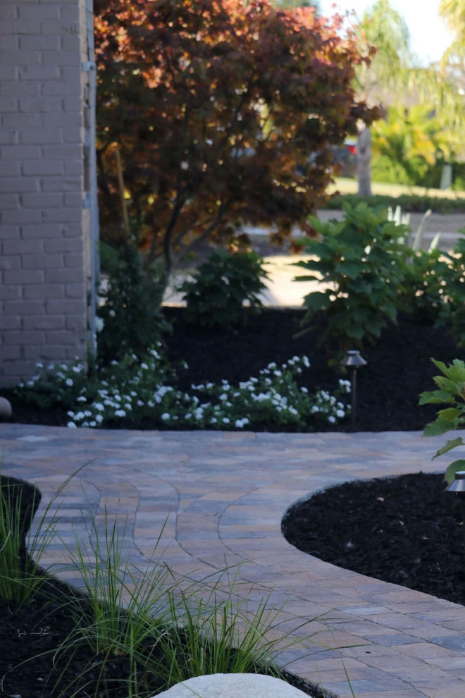 Traditional Beach Cottage by Wildflower Landscape Design At K&D Landscaping - Photo 13