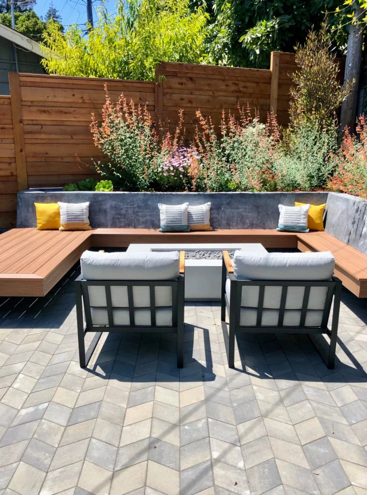 Modern Outdoor Living by Wildflower Landscape Design At K&D Landscaping - Photo 6