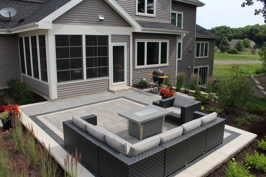 Cool Hued Hangout by Four Of Six Landscape - Photo 4