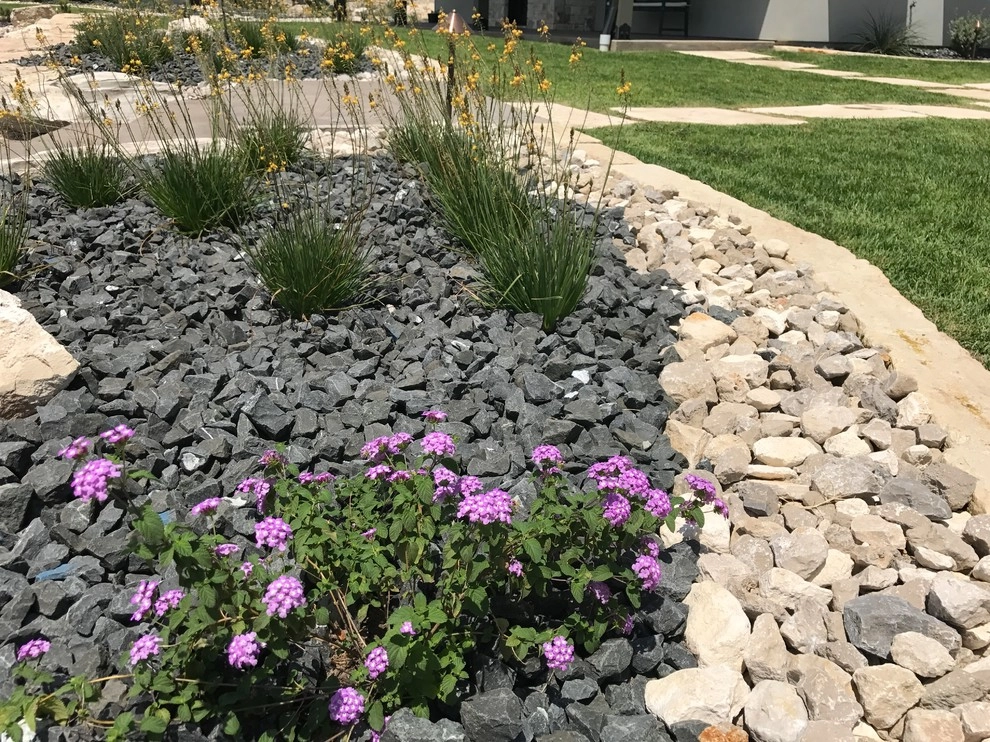 Hill Country Landscape Design and Installation by Four Seasons Botanical - Photo 7