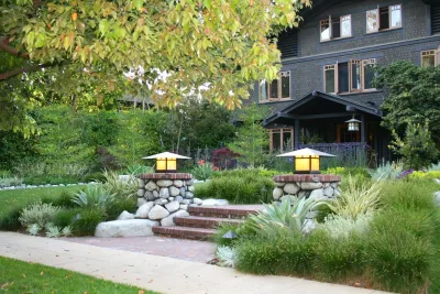 Greene & Greene Craftsman — Landscape Design project by Gabriela Yariv Landscape Design