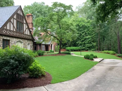 Creativ Landscaping Inc - Landscape Construction in Mableton, GA