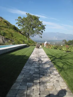 Glen Oaks Residence — Landscape Design project by GEL: Griffin Enright Landscape in Pasadena