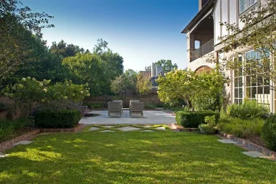 Golightly Landscape Architecture - Outdoor Lighting Installation in Birmingham, AL