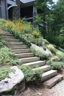 Stone slabs steps by Graham Kimak Landscape Designs