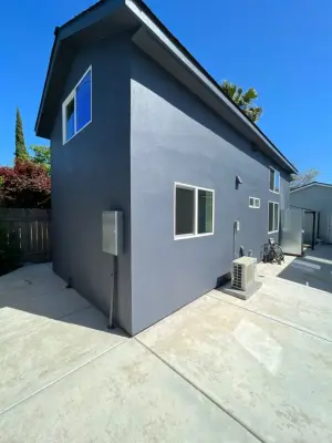 Dual-Level Accessory Dwelling Unit by House On The Hill Construction LLC