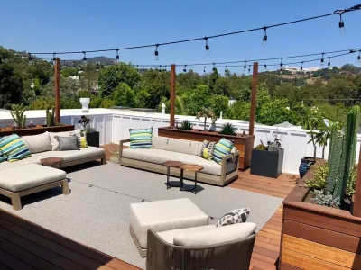 Roof Deck — Landscape Design project by Gravel And Green