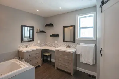 A Perfect Coverage - Flooring Installation Services in Streetsboro, OH