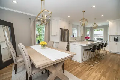 Allen's Culinary Space by Lakeside Renovation & Design