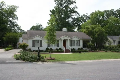 Green Landscaping & Maintenance - Outdoor Lighting Installation in Birmingham, AL