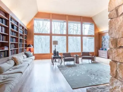 Contemporary American by Miracle Contracting Inc.
