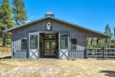 Creature Cabin by Rodwin Architecture & Skycastle Construction