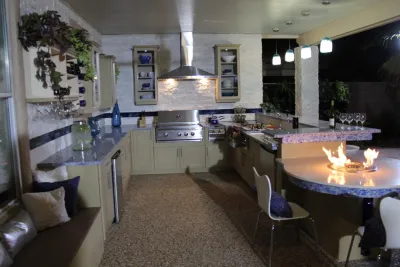 Kitchen Crashers by Green Planet Landscaping Pools & Spa