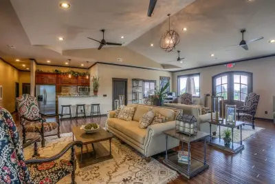 Residential Community Lounge by Crabbe Homes