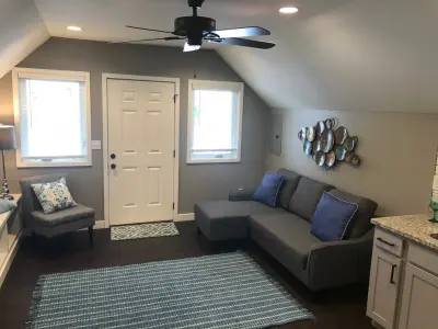 Brunaugh Construction & Design LLC - Carpentry & Woodworking in Alton, IL
