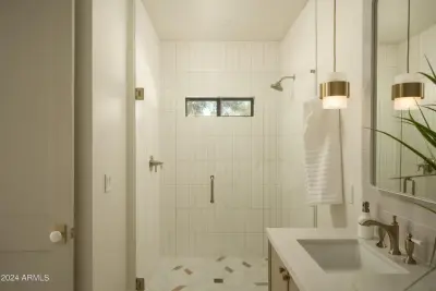 Aloha AZ Build LLC - Flooring Installation Services in Phoenix, AZ
