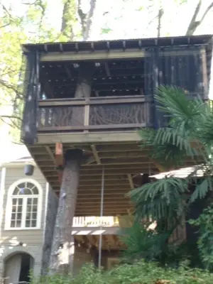 Atlanta Treehouse Railing Solutions by Mountain Laurel Handrail