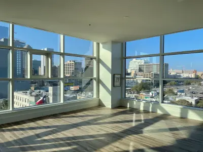 Austin Designer Apartment by Gladius Construction & Design