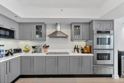 Cmva Design + Build / Cmva Development LLC - Countertop Installation Services in Hallandale Beach, FL