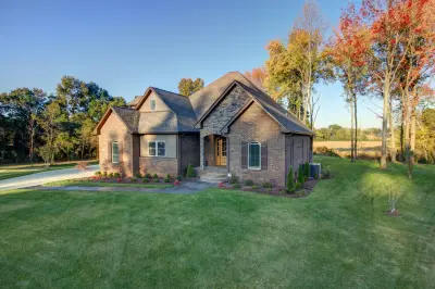 Azalea Path 28 by BRM Homes LLC.