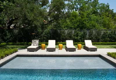 Museum District House by Gregory/Henry Landscapes